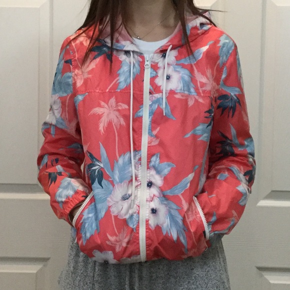 American Eagle Women’s jacket - Picture 3 of 6